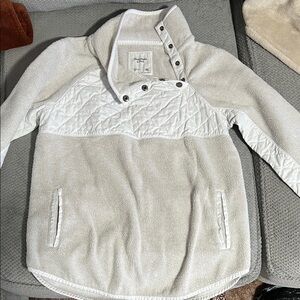 Abercrombie & Fitch Beige and White Quilted Jacket
